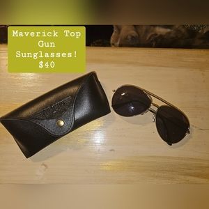 Maverick Top Gun Sunglasses & case